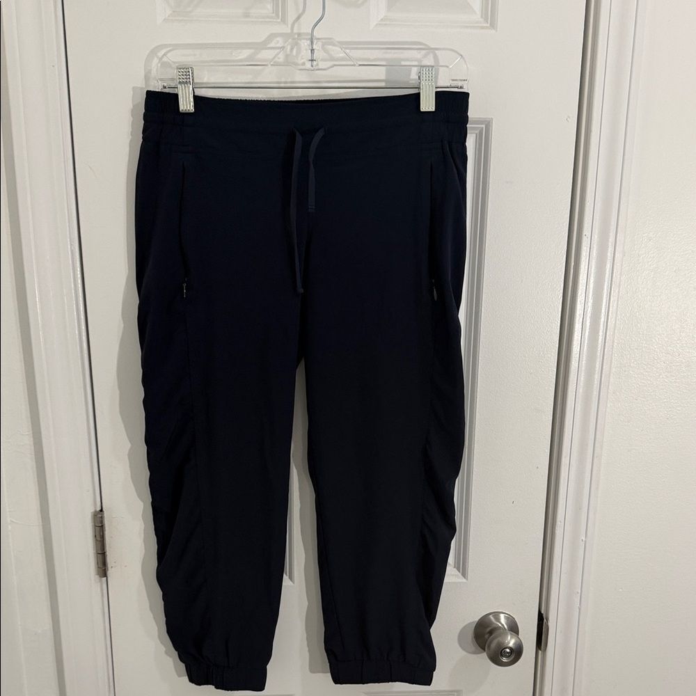 Athleta Navy Blue Capris Size 4